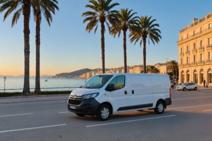 Location d'utilitaire accessible à Cannes pour particuliers et professionnels